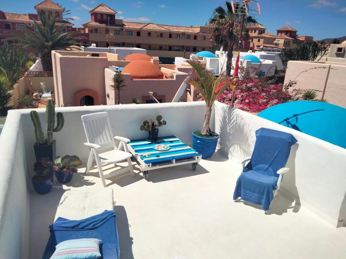 Villa Rosa Meravigliosa Con Piscina Interna Corralejo Exterior photo
